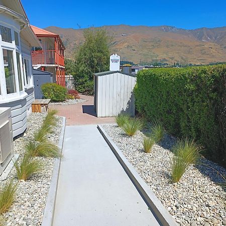 Adventure Wanaka Hostel Bagian luar foto