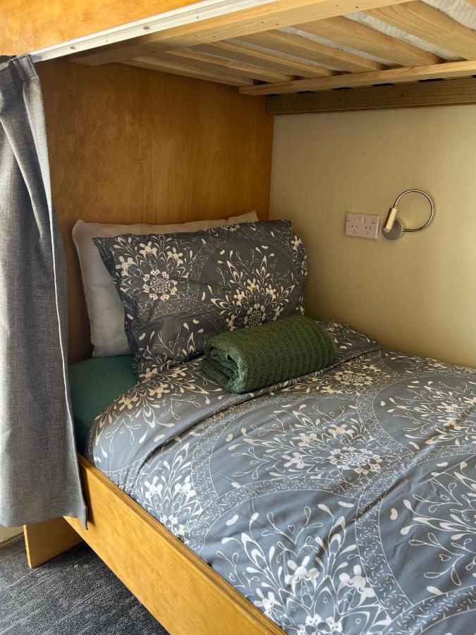 Adventure Wanaka Hostel Bagian luar foto