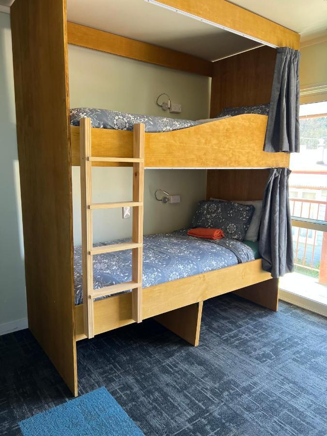 Adventure Wanaka Hostel Bagian luar foto
