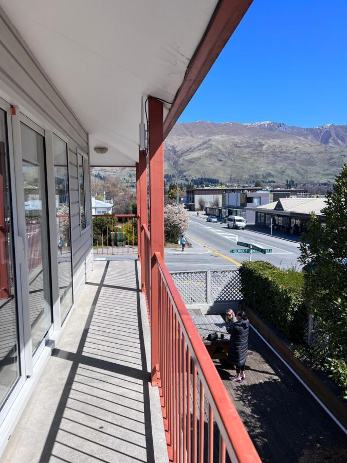 Adventure Wanaka Hostel Bagian luar foto