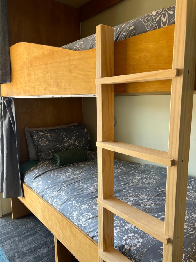 Adventure Wanaka Hostel Bagian luar foto