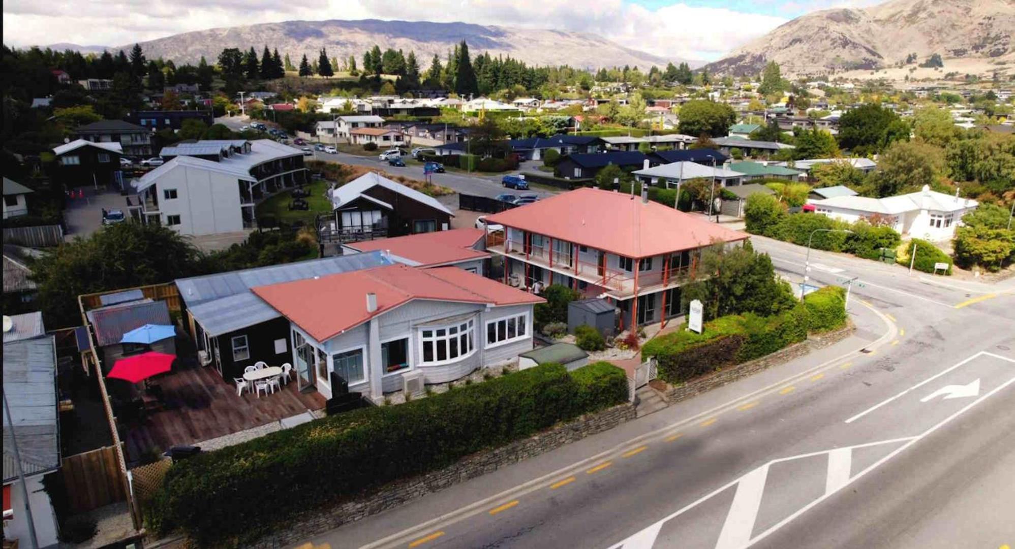 Adventure Wanaka Hostel Bagian luar foto