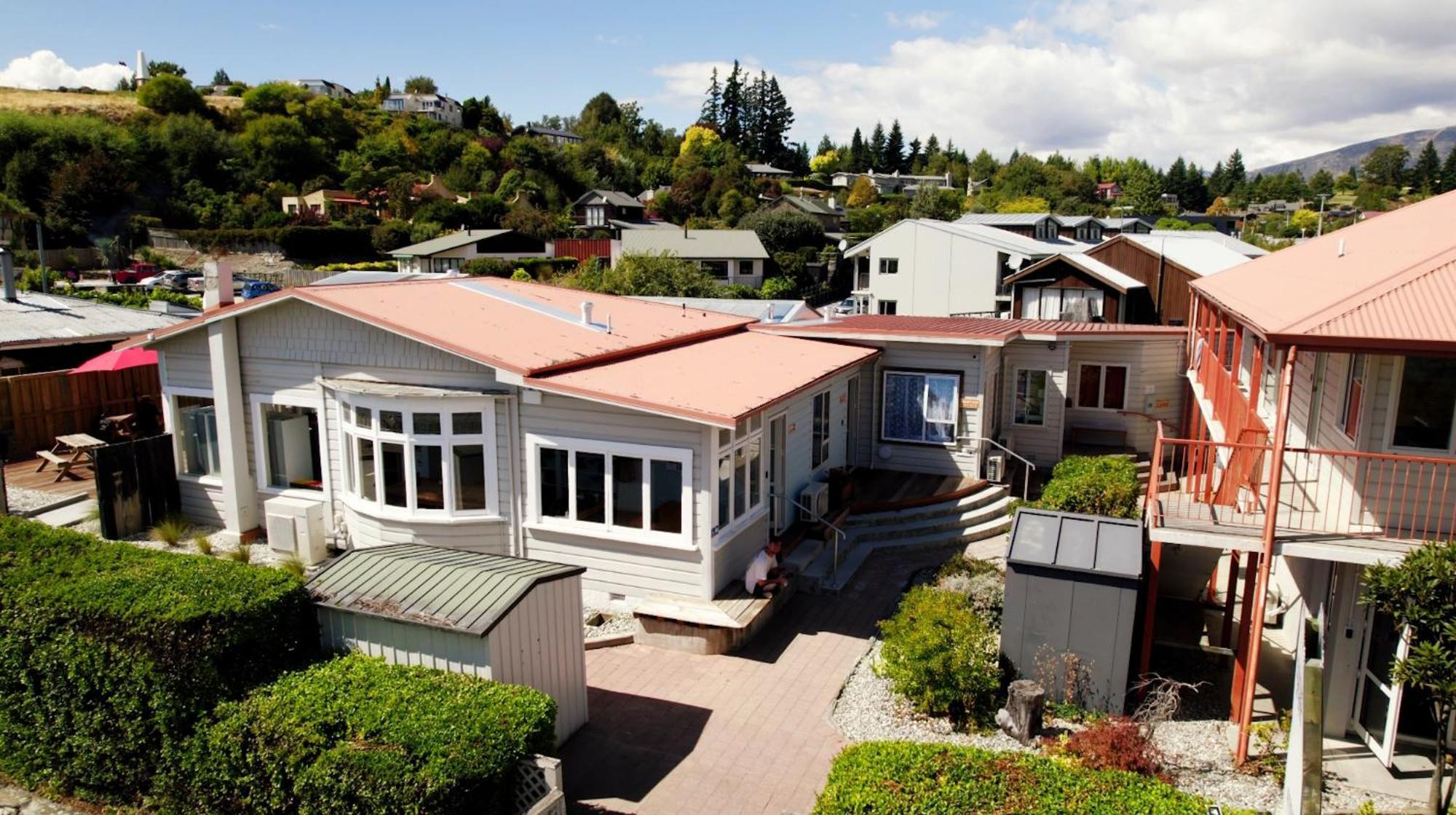 Adventure Wanaka Hostel Bagian luar foto